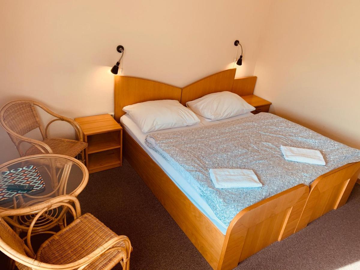 Orlik Rejviz Hotel Zewnętrze zdjęcie