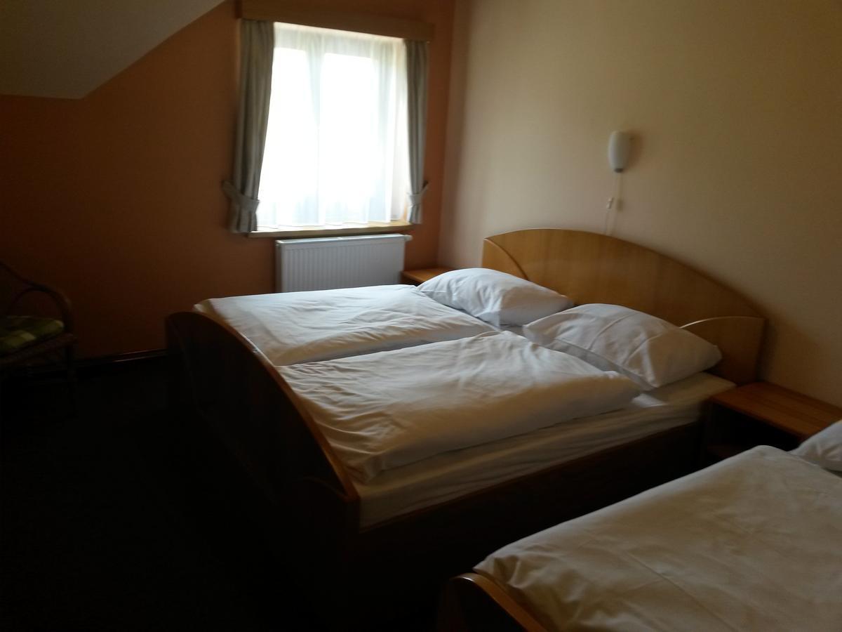 Orlik Rejviz Hotel Zewnętrze zdjęcie